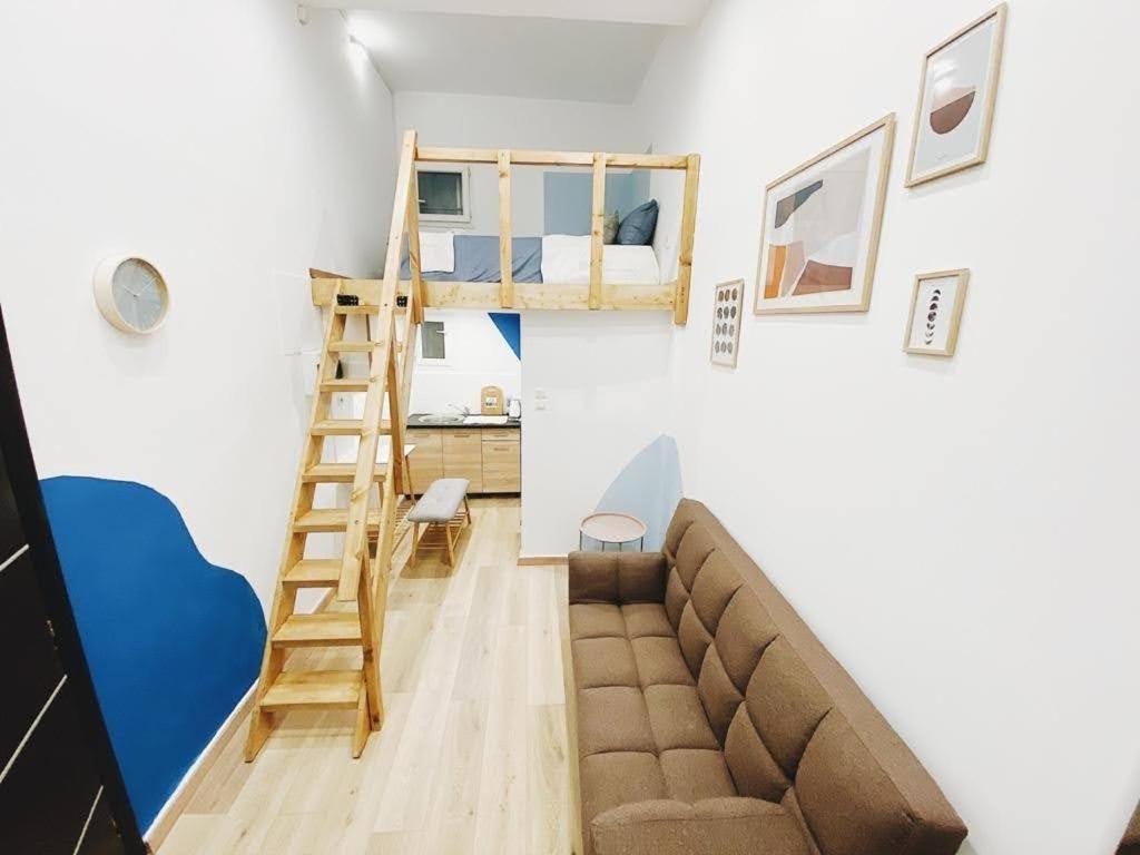 Velestinou Private Maisonette Apartment Athens Ngoại thất bức ảnh